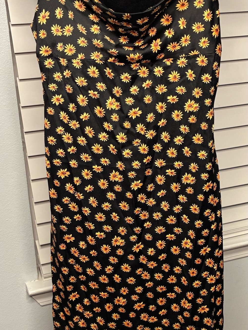 WeWoreWhat Black Midi Dress with Yellow Daisy Print